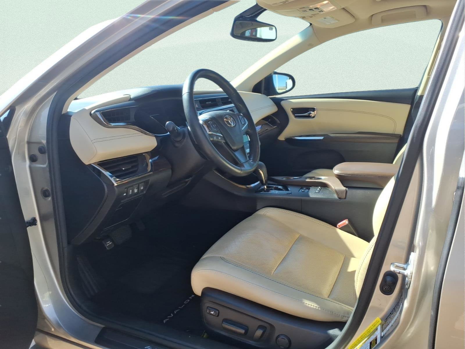 2013 Toyota Avalon XLE