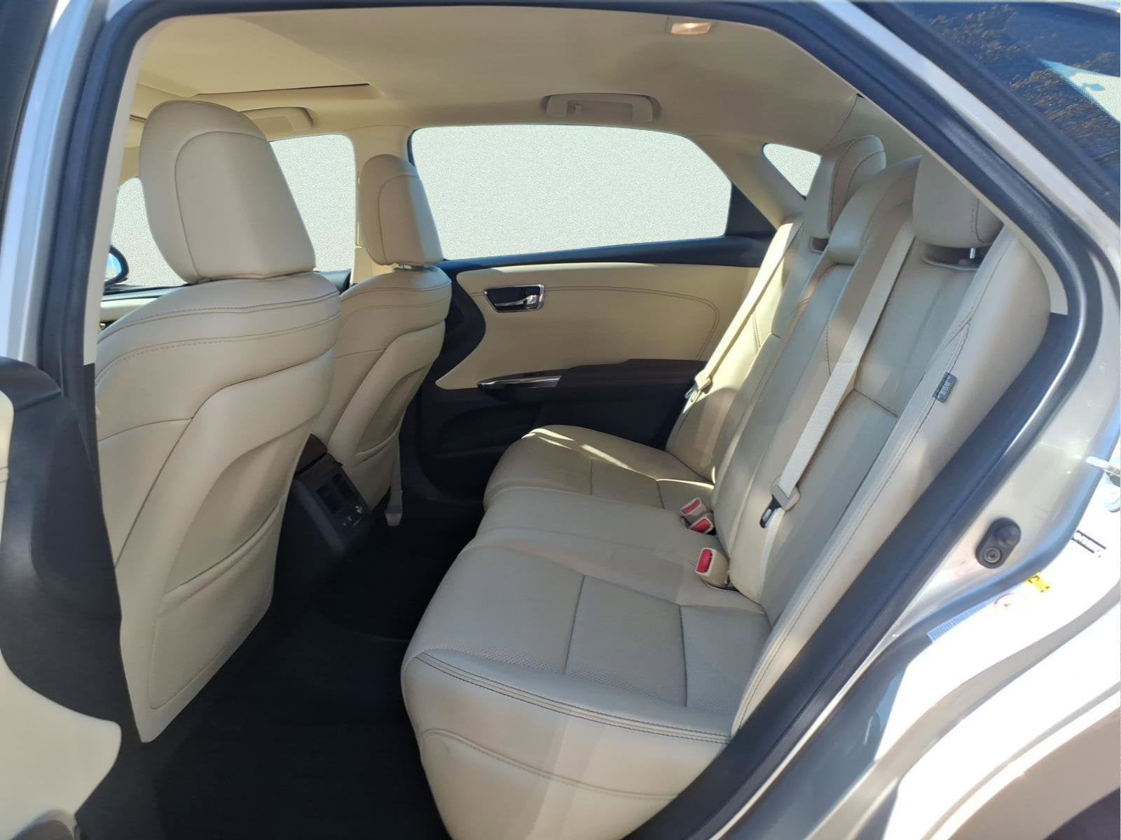 2013 Toyota Avalon XLE