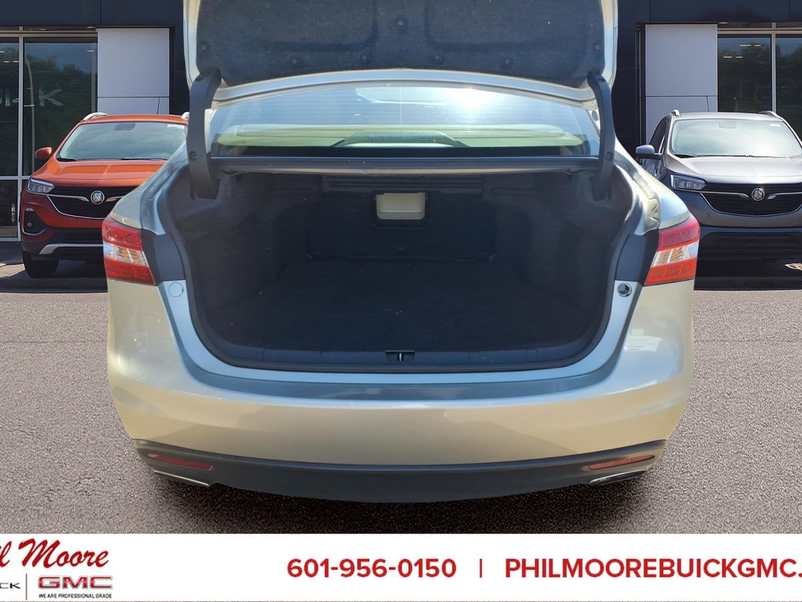 2013 Toyota Avalon XLE