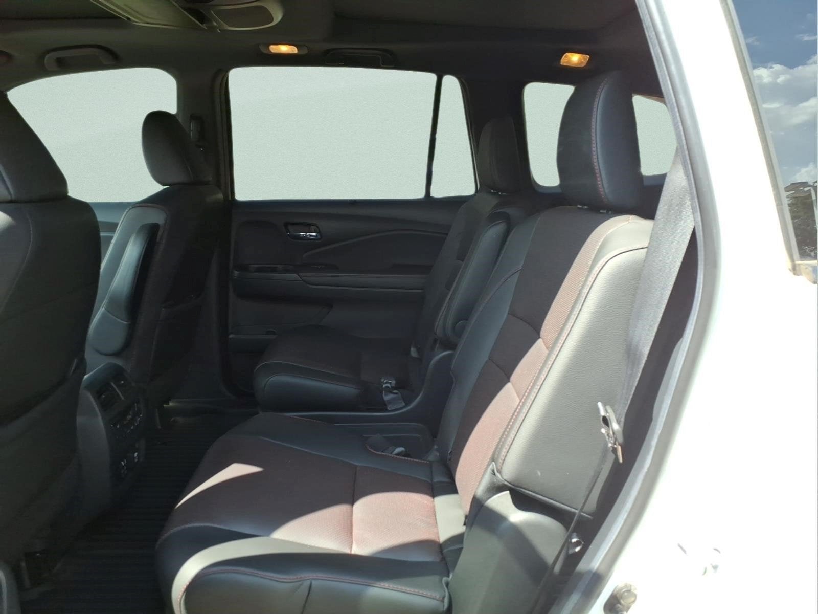 2022 Honda Pilot Black Edition