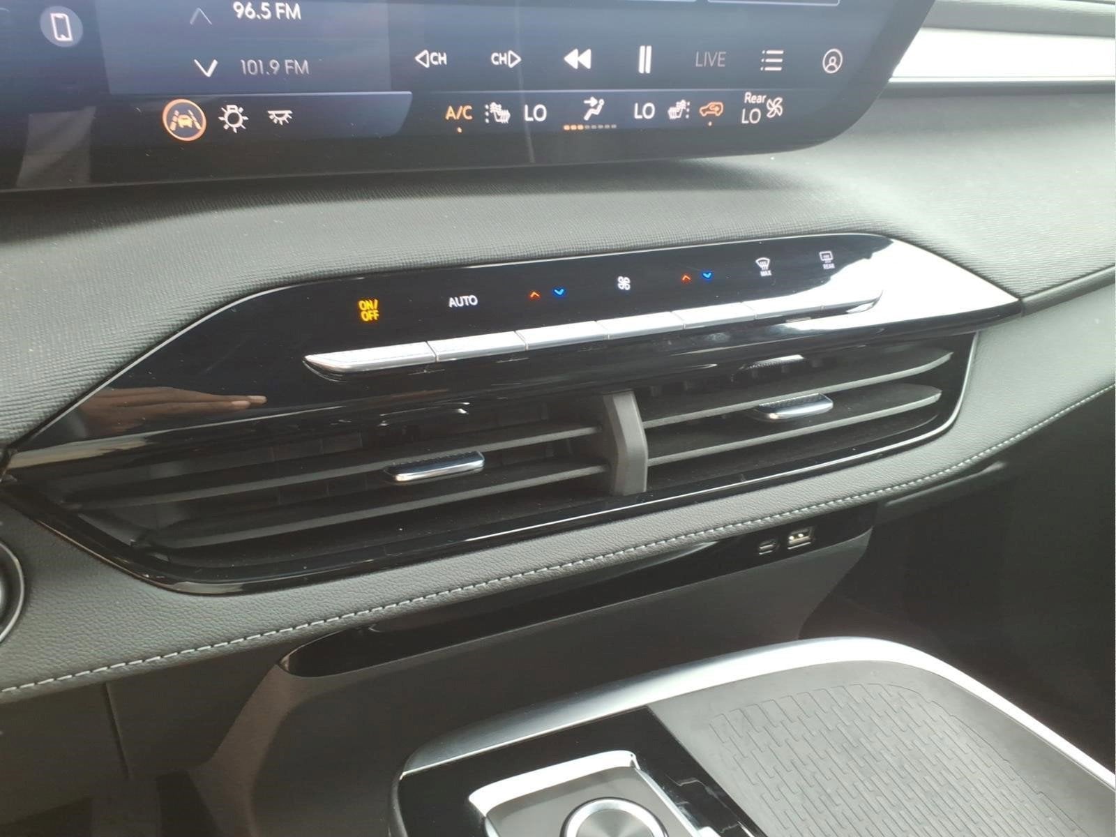 2025 Buick Enclave Preferred