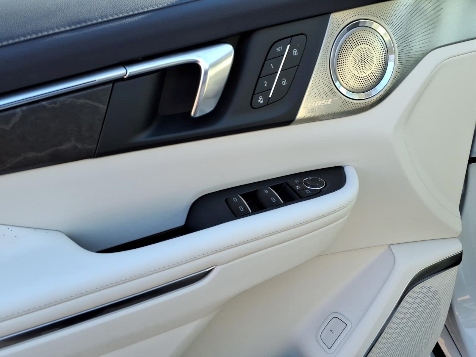 2027 Buick Enclave Avenir
