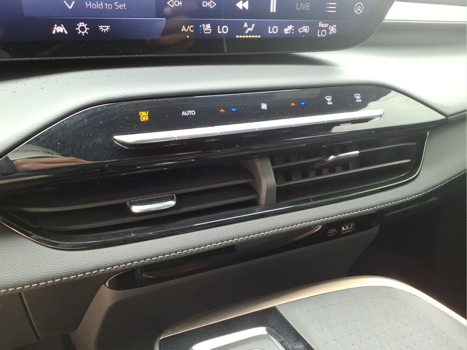 2025 Buick Enclave Avenir