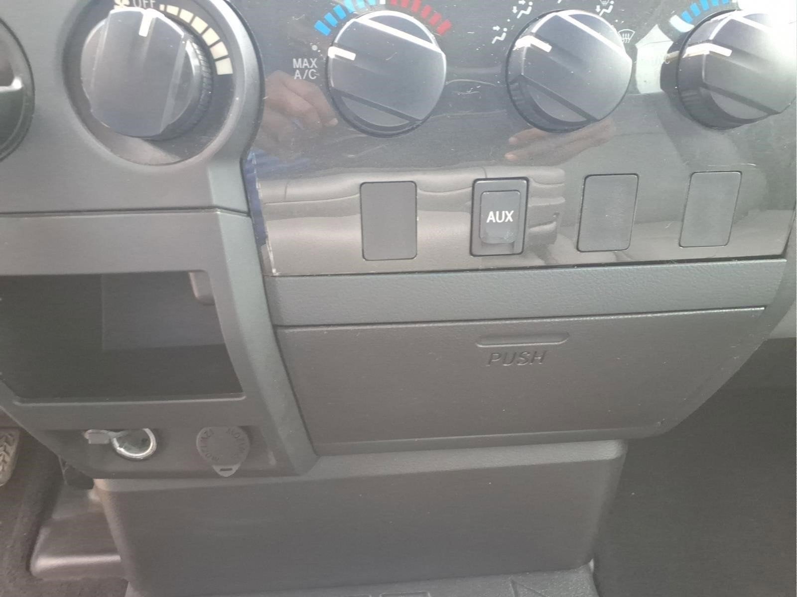 2011 Toyota Tundra Grade 4.6L V8
