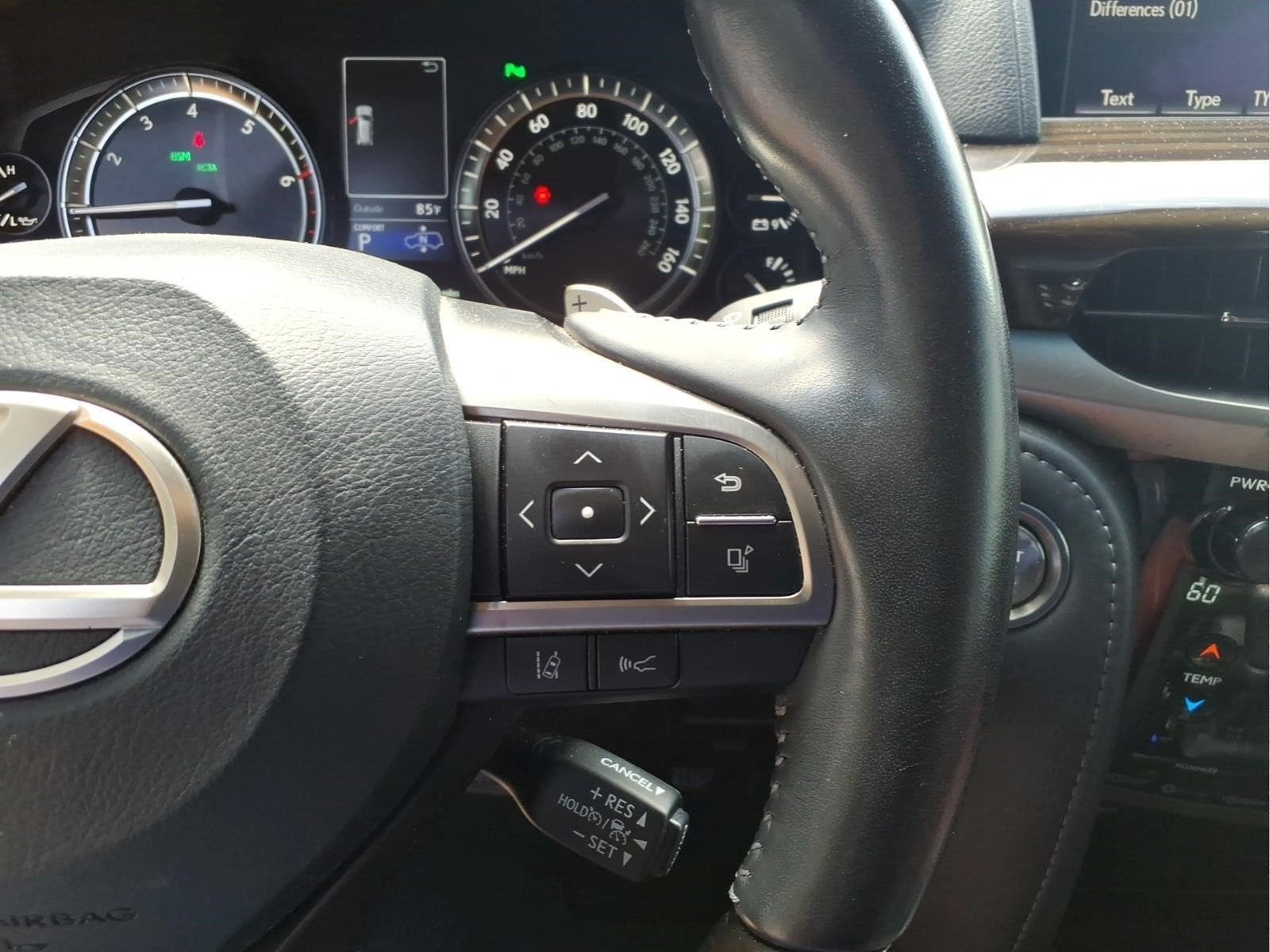 2021 Lexus LX 570 Three-Row