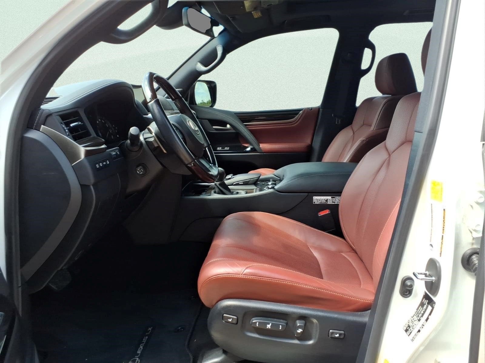 2021 Lexus LX 570 Three-Row