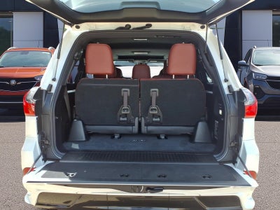 2021 Lexus LX 570 Three-Row