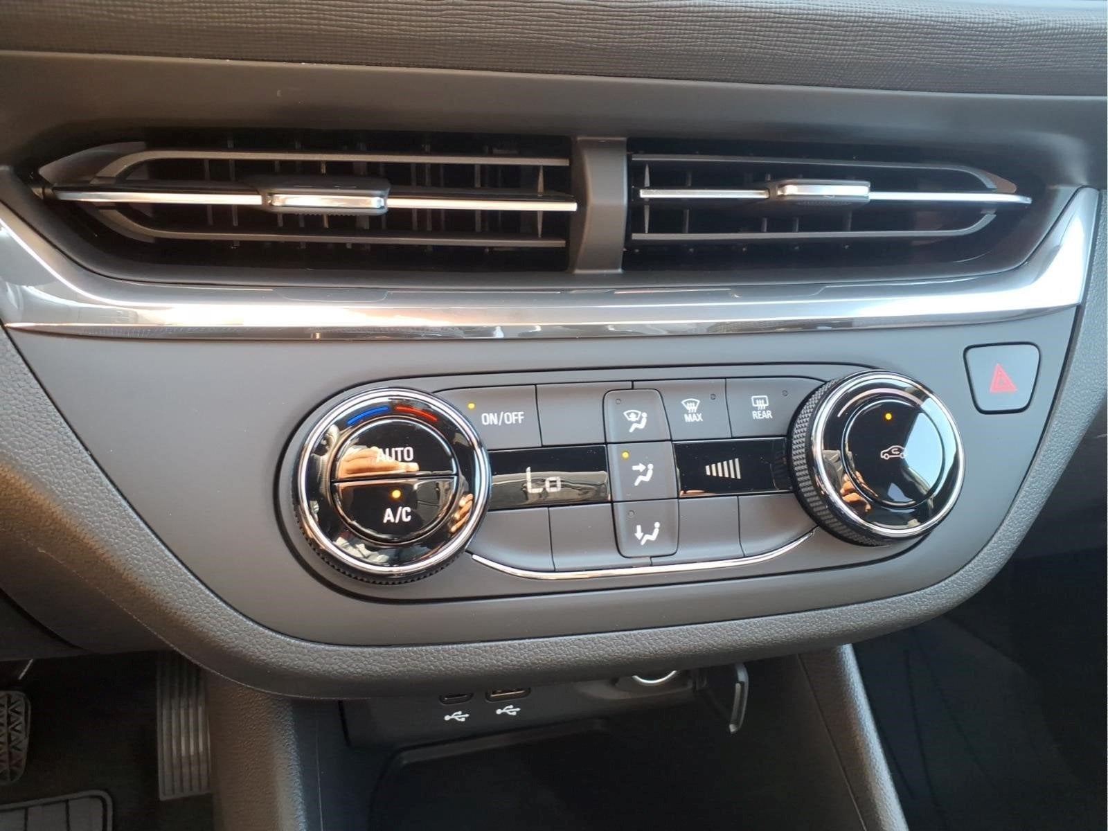 2026 Buick Envista Preferred - Photo 13