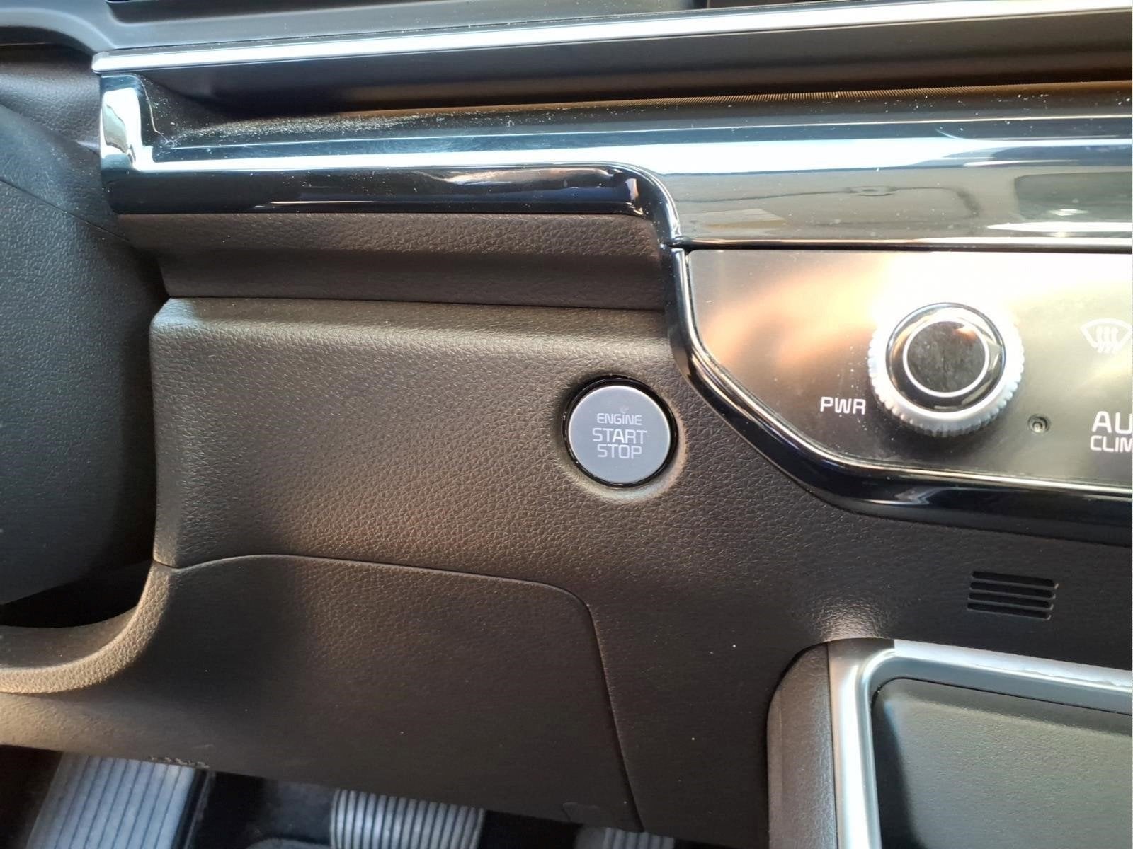2025 Kia Carnival MPV SX Prestige