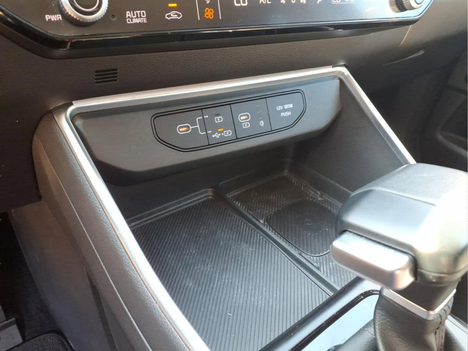 2025 Kia Carnival MPV SX Prestige