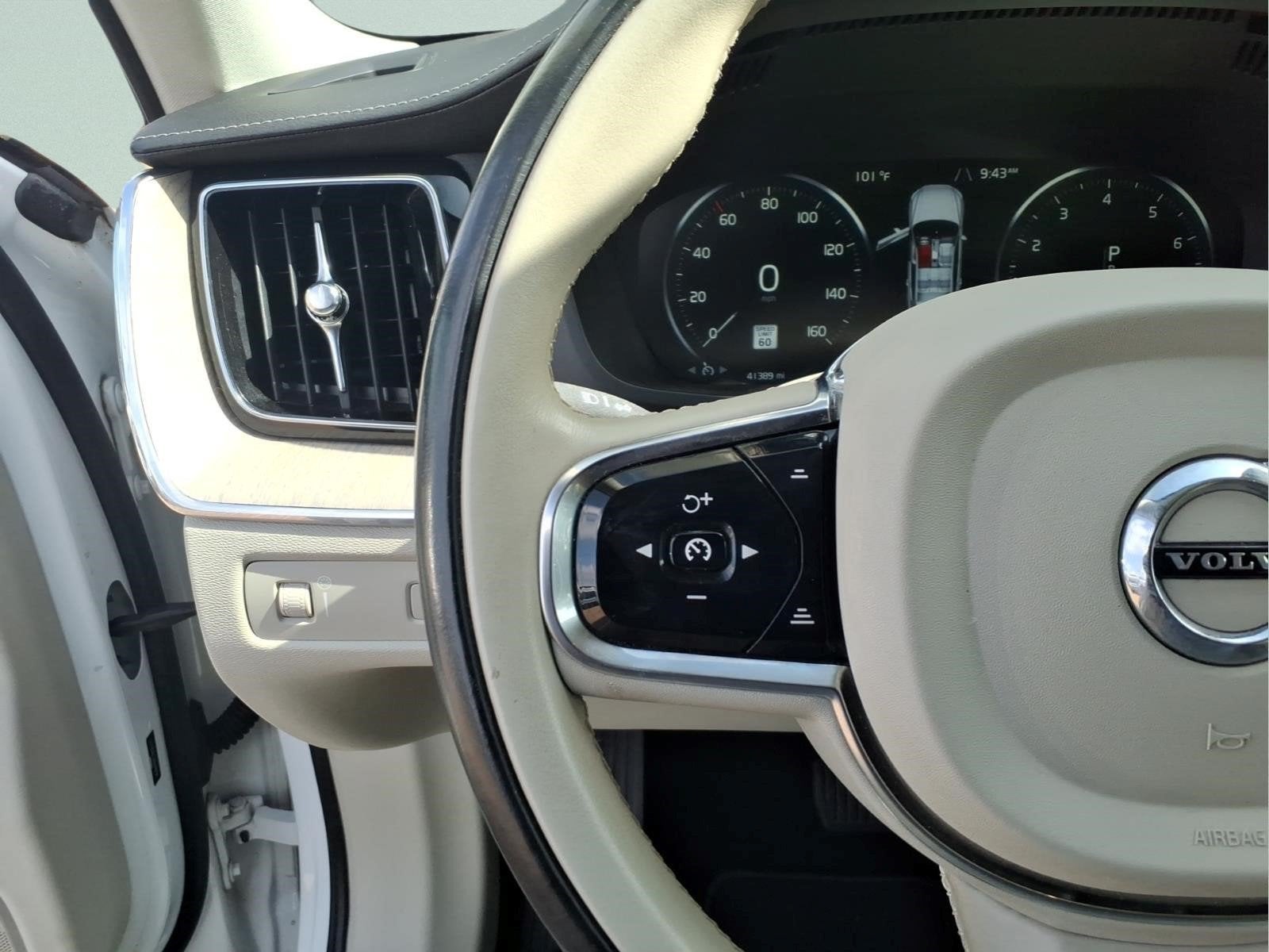 2019 Volvo XC60 T5 Inscription