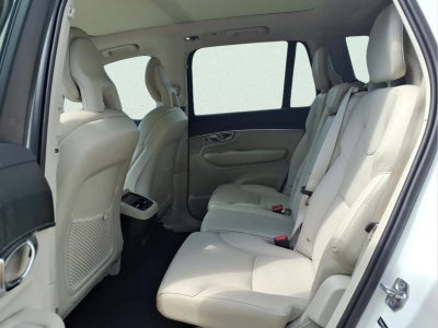 2020 Volvo XC90 T6 Momentum 7 Passenger