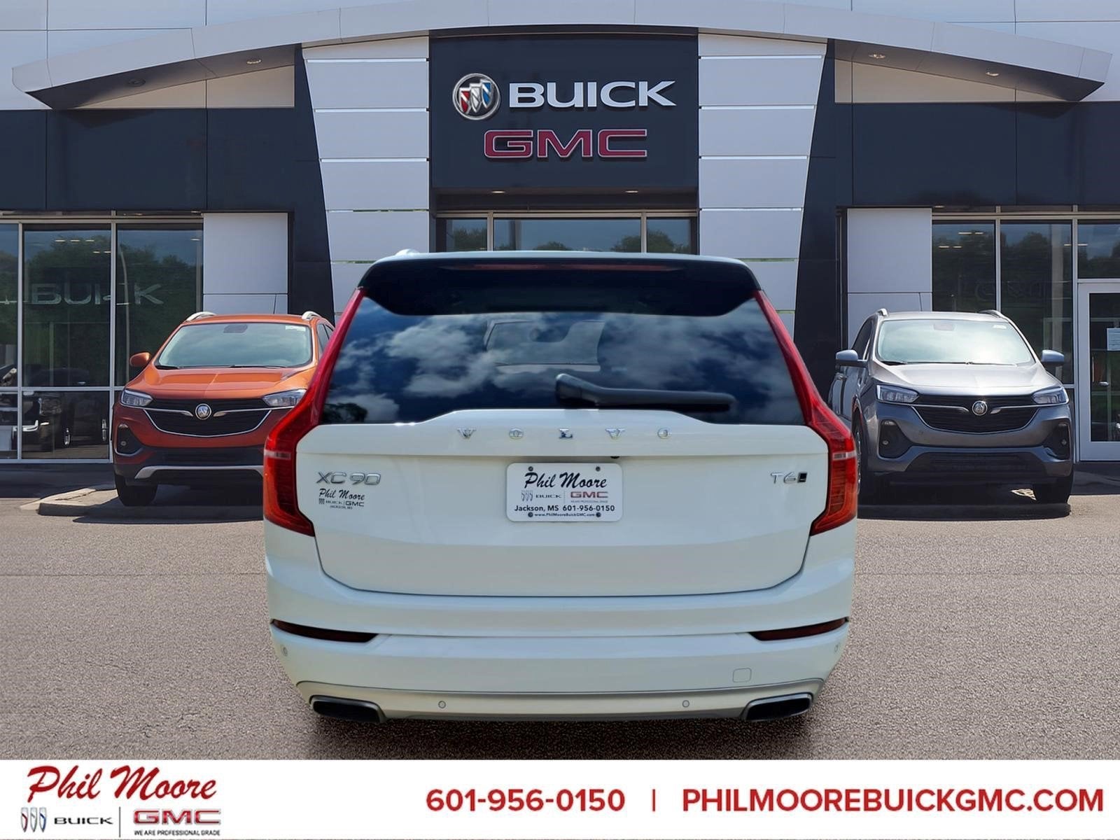 2020 Volvo XC90 T6 Momentum 7 Passenger